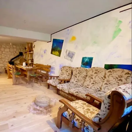 Sanmari_forest Chalet *